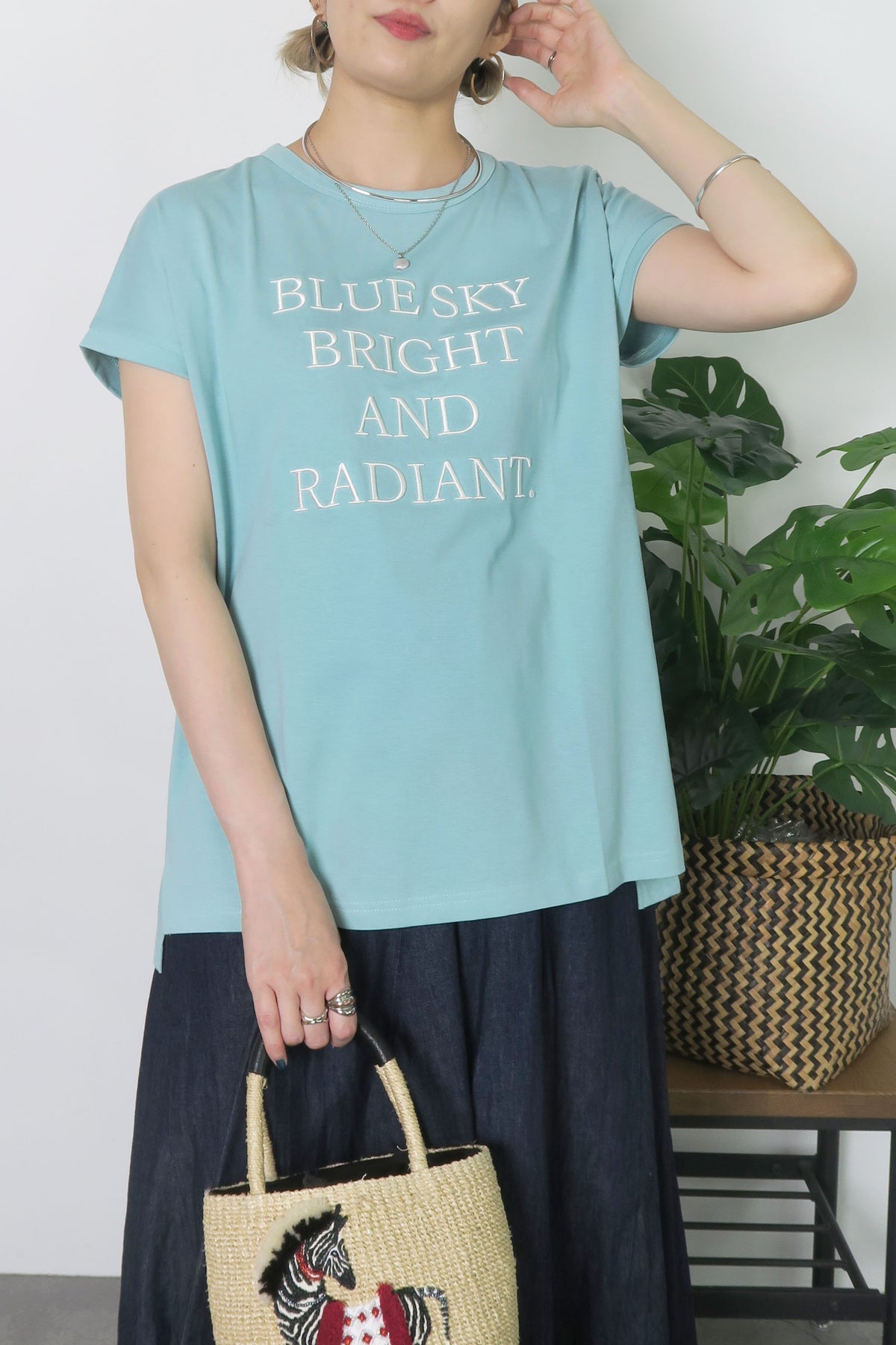 BLUESKY立体ロゴ刺繍Tシャツ